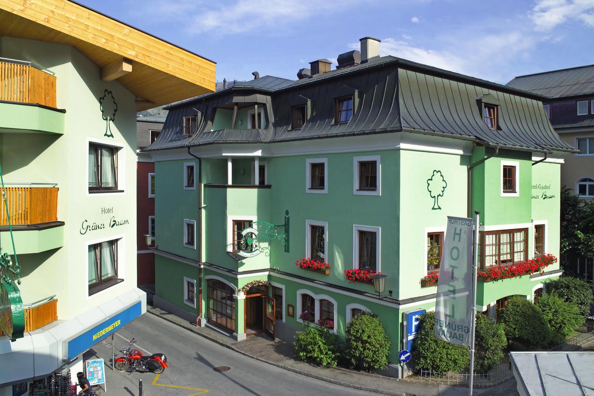 Hotel Gruner Baum Zell am See Exterior photo